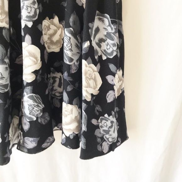 Talula Aritzia floral print dress Size XXS - Picture 4 of 7